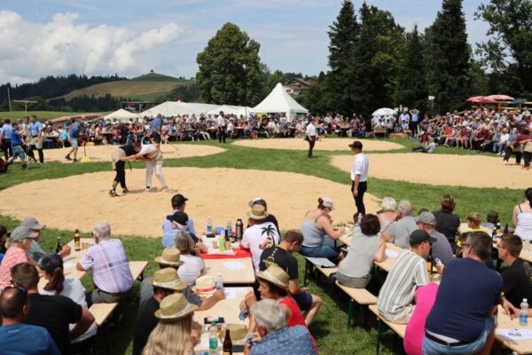 2025-07-20_festplatz_schueregg